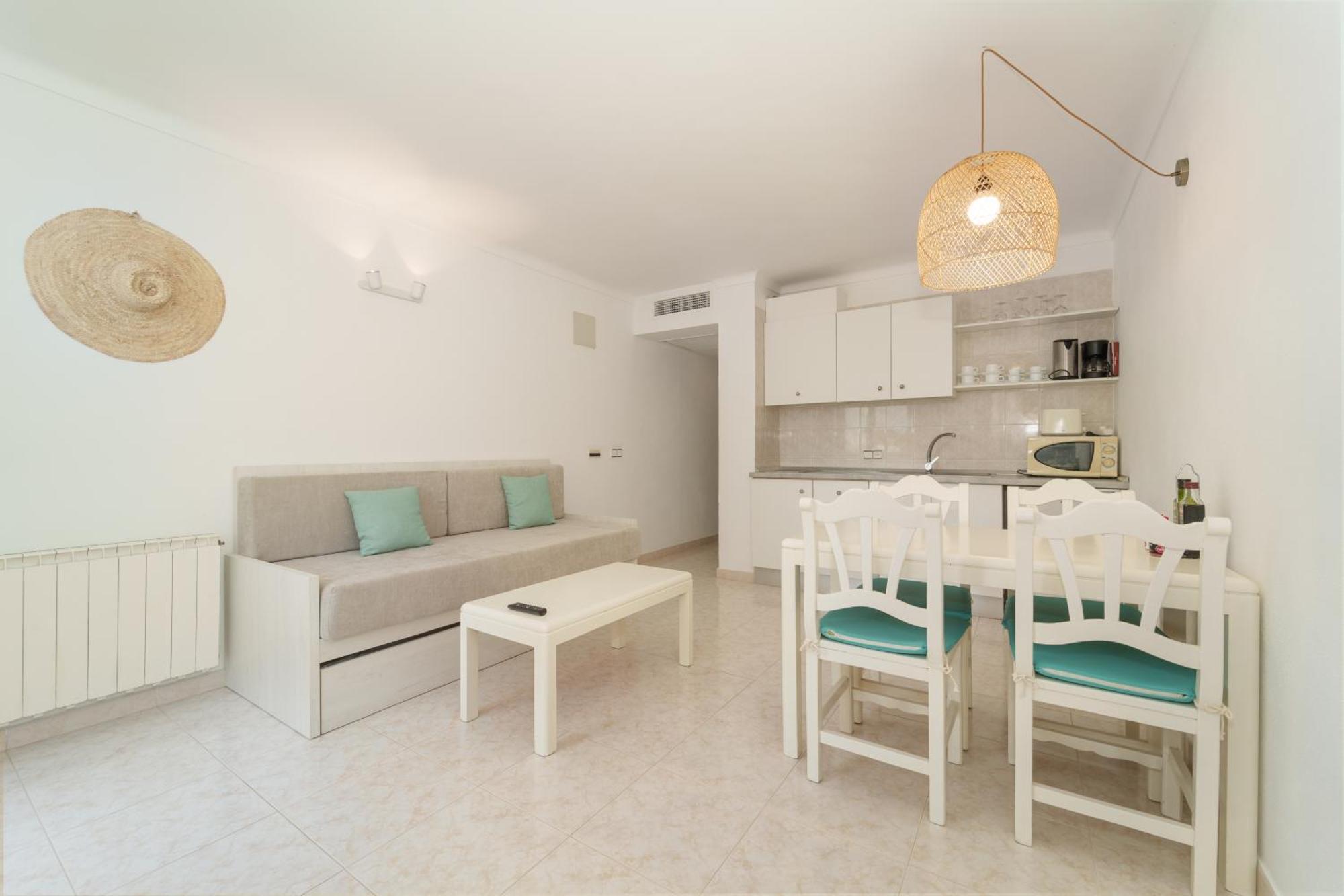 Apartaments Andreas Colonia de Sant Jordi Bagian luar foto